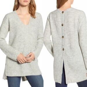 J. Crew Point Sur Gray Heathered Open Button Back Oversized V-Neck Sweater